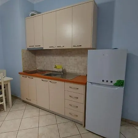 Edi Avlonya